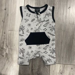 Little Bipsy vaycay romper